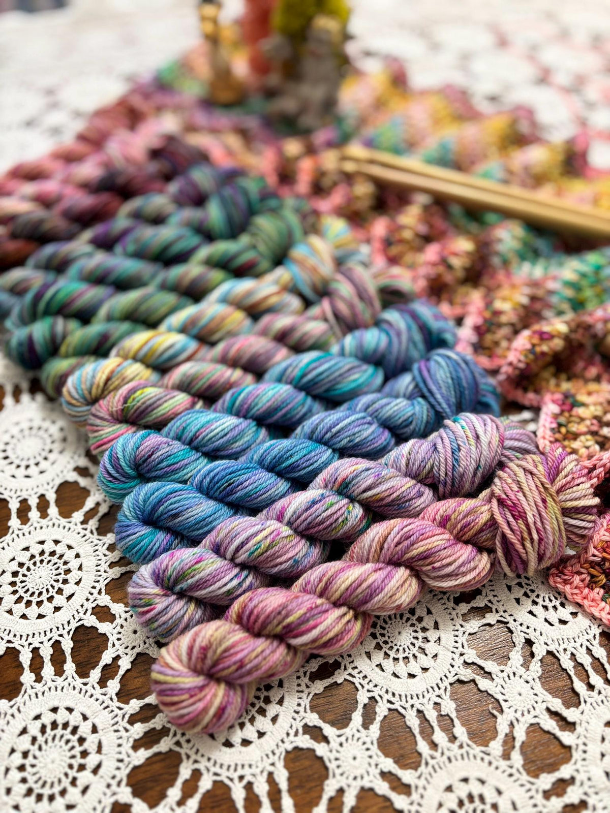 Mermaids Keep Deluxe Pack – 12 Mini Skeins + 100g Skein Hand Dyed Merino, 8ply, 752m, 75% Merino 25% Recycled Nylon