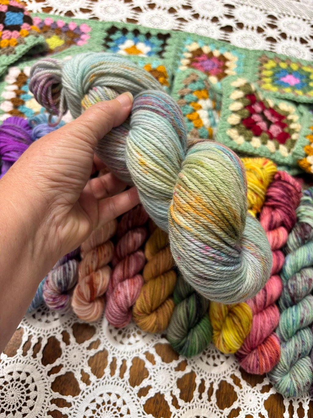 Colour Pop Blanket Bits Deluxe Pack – 15 Mini Skeins + 100g Skein Hand Dyed Merino, 8ply, 910m, 75% Merino 25% Nylon