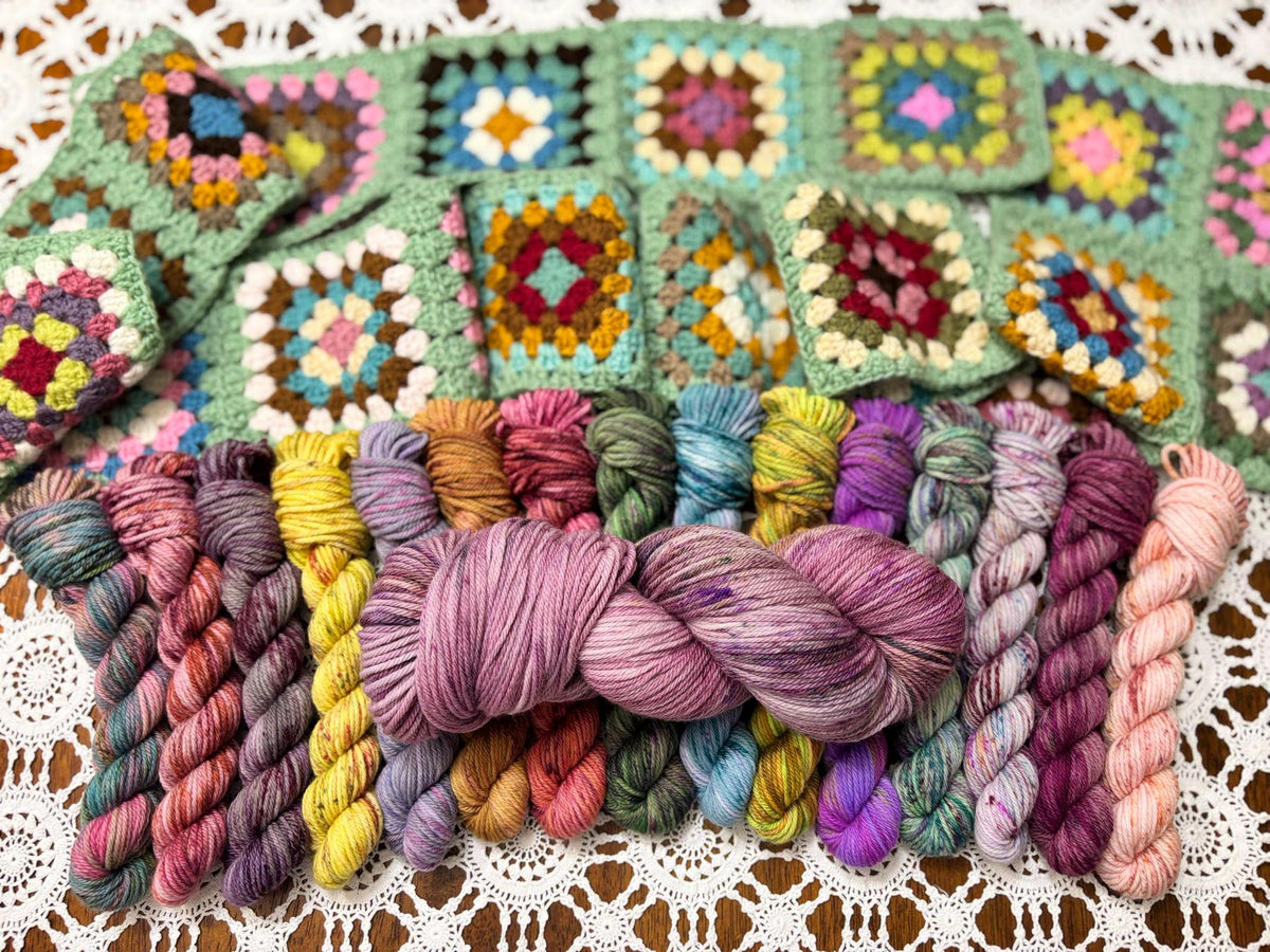 Colour Pop Blanket Bits Deluxe Pack – 15 Mini Skeins + 100g Skein Hand Dyed Merino, 8ply, 910m, 75% Merino 25% Nylon