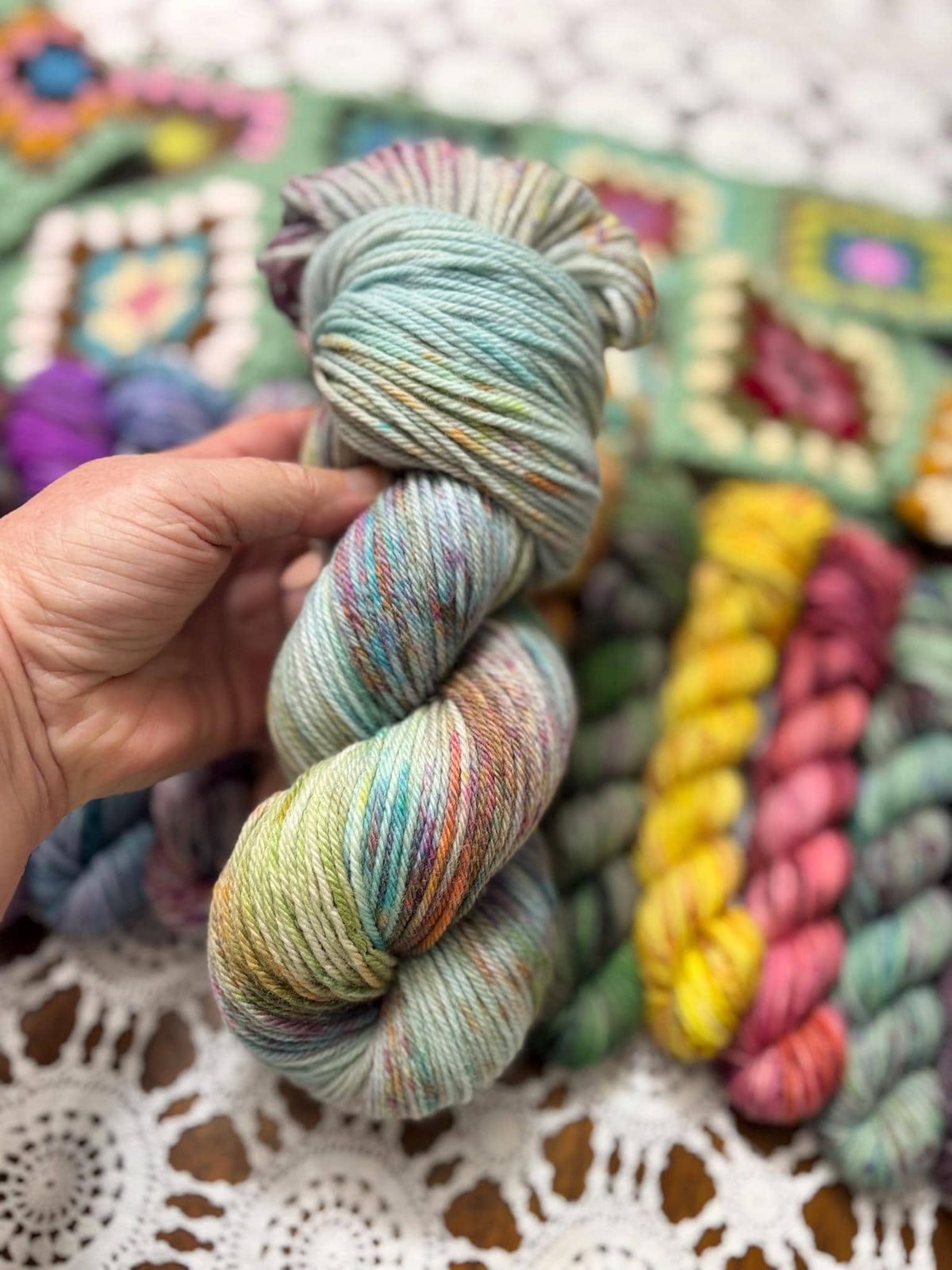 Colour Pop Blanket Bits Deluxe Pack – 15 Mini Skeins + 100g Skein Hand Dyed Merino, 8ply, 910m, 75% Merino 25% Nylon