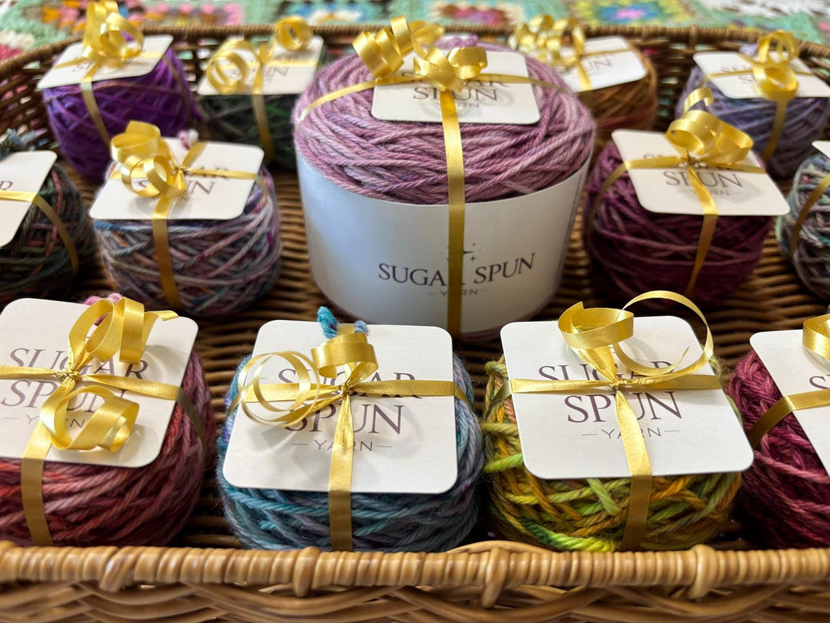 Colour Pop Blanket Bits Deluxe Cake Pack – 15 Mini Skeins + 100g Skein Hand Dyed Merino, 8ply, 910m, 75% Merino 25% Nylon