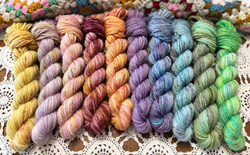 Colour Pop Blanket Bits Deluxe Pack – 10 Mini Skeins + 2 x 50g Skeins Hand Dyed Merino, 8ply, 675m, 75% Merino 25% Nylon